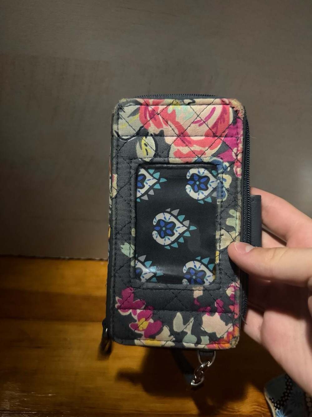 Vera Bradley Iconic RFID Georgia Wallet in Pretty Posies Pattern - Picture 2 of 4